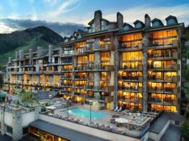 Lionshead Village – Landmark Condos 2 Bedroom