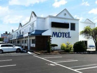 Seabreeze Motel