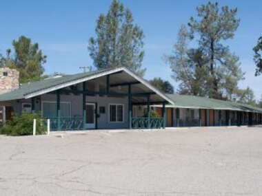 Black Hawk Lodge