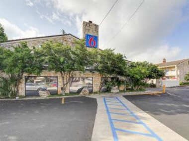 Motel 6-San Antonio, TX – Northwest Medical Center