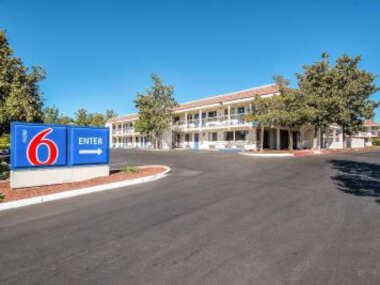 Motel 6-Redding, CA – South
