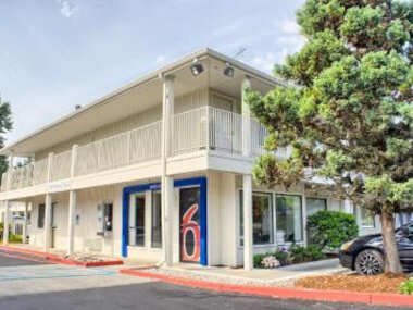 Motel 6-Seattle, WA – South