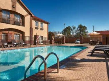 Best Western Bayou Inn and Suites